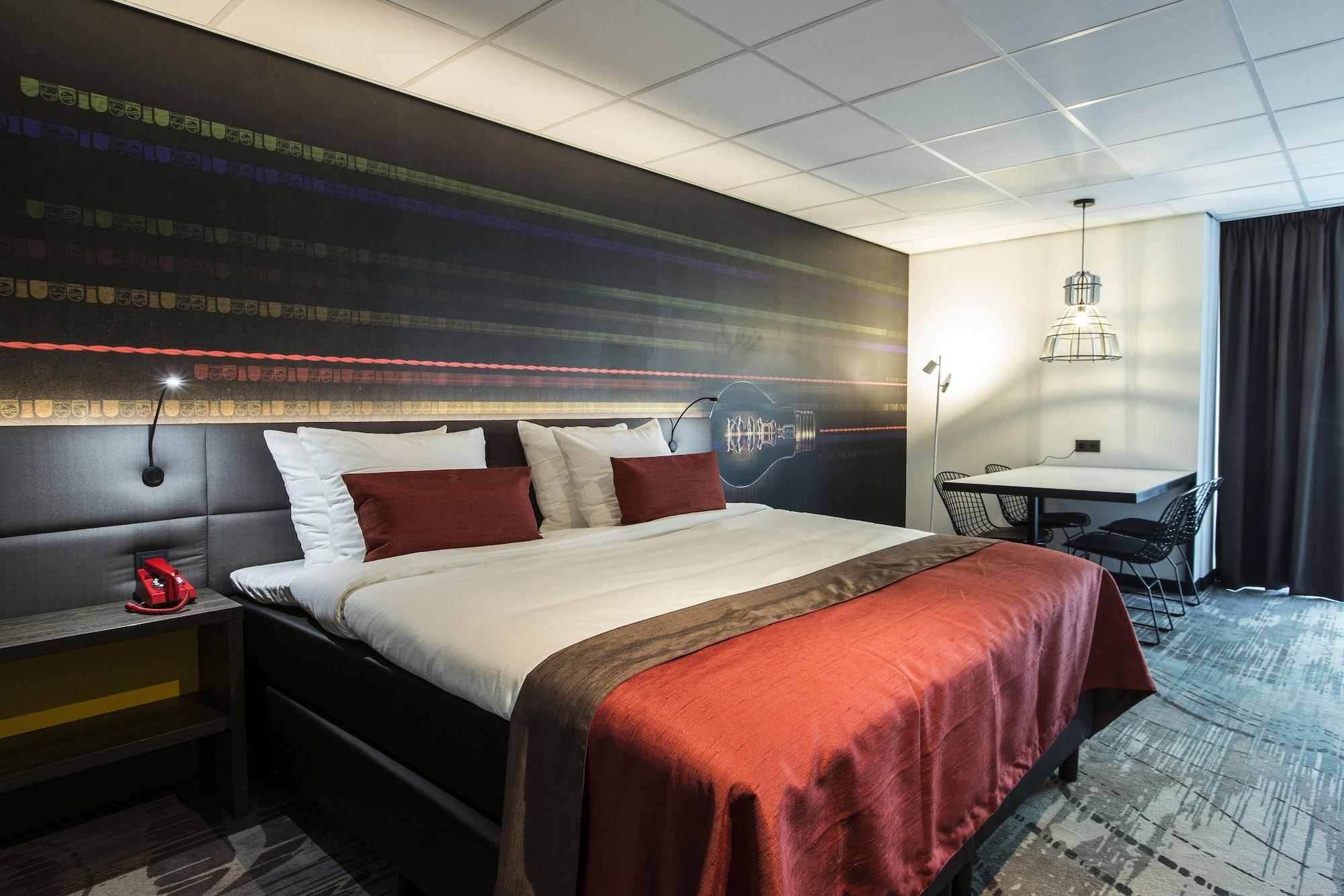 Leonardo Hotel Eindhoven City Center Former Crown Hotel Esterno foto