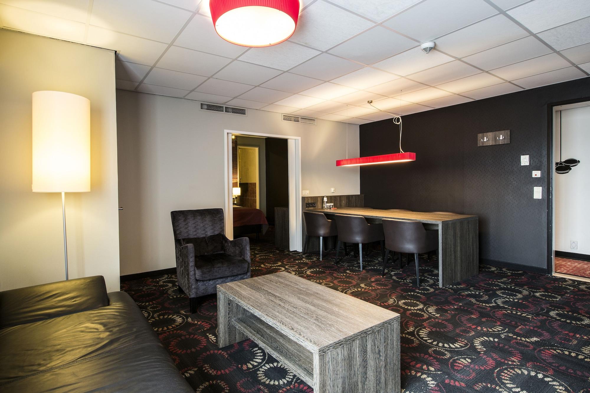 Leonardo Hotel Eindhoven City Center Former Crown Hotel Esterno foto