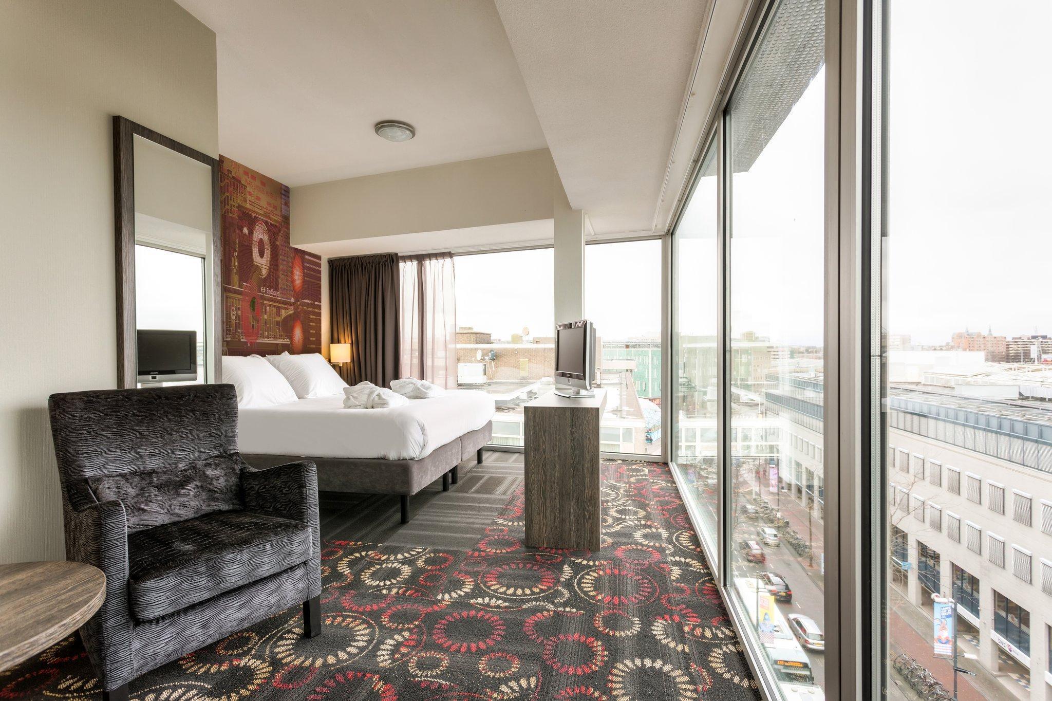 Leonardo Hotel Eindhoven City Center Former Crown Hotel Esterno foto