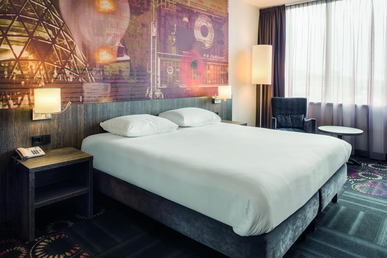 Leonardo Hotel Eindhoven City Center Former Crown Hotel Esterno foto