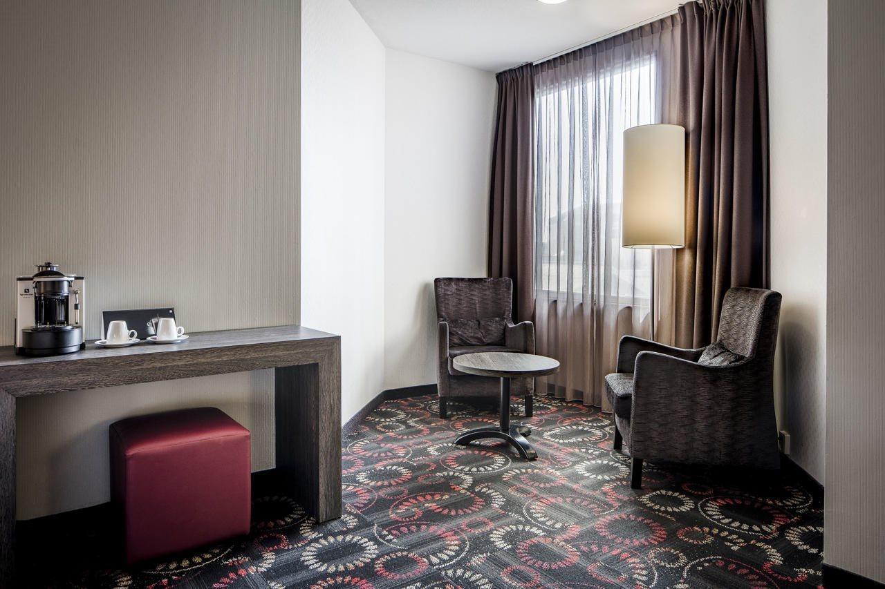 Leonardo Hotel Eindhoven City Center Former Crown Hotel Esterno foto