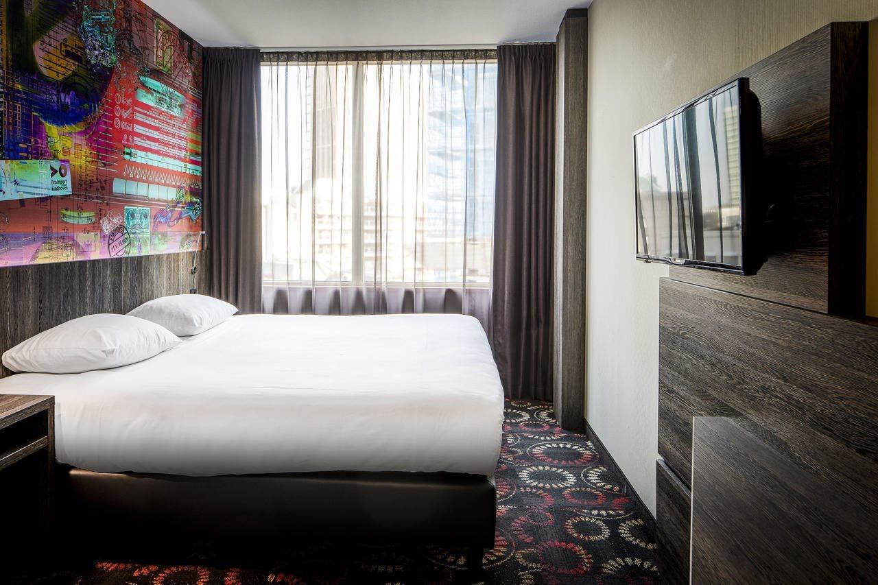 Leonardo Hotel Eindhoven City Center Former Crown Hotel Esterno foto